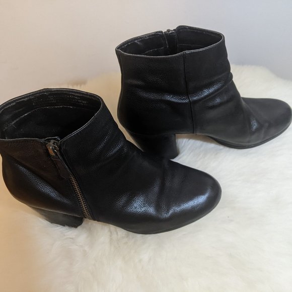 Cute leather BP ankle boots - Picture 2 of 4